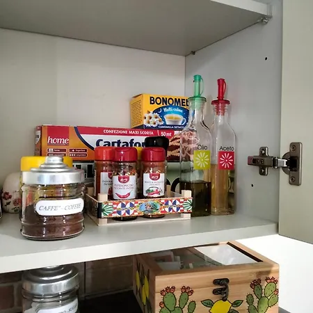 Bedda Ballaro Balcony In Historic * פלרמו