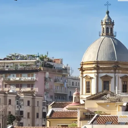 Bedda Ballaro Balcony In Historic דירה פלרמו