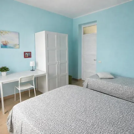 Bedda Ballaro Balcony In Historic