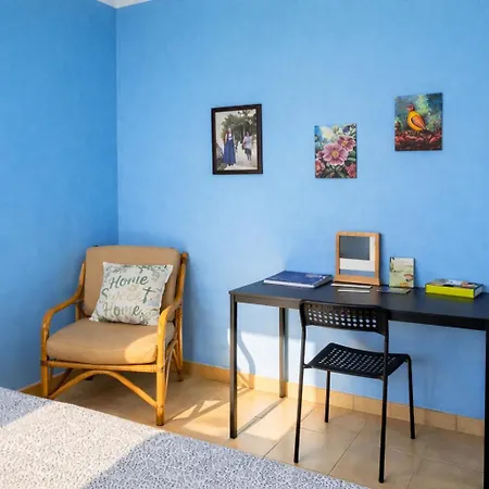 Bedda Ballaro Balcony In Historic דירה *